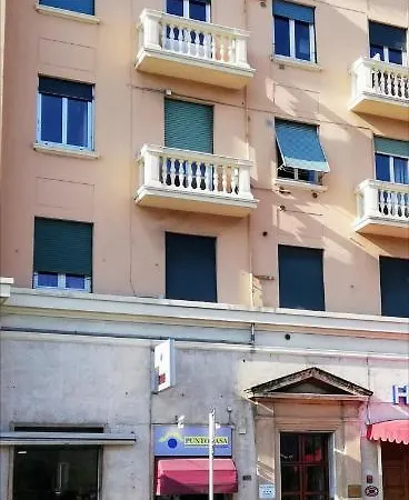 Relax House Casa Vicino Al Gaslini * Genua